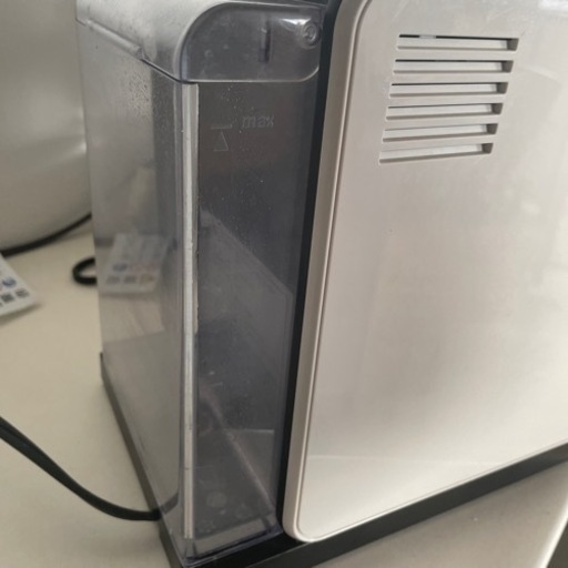 ネスプレッソ　コーヒーメーカー