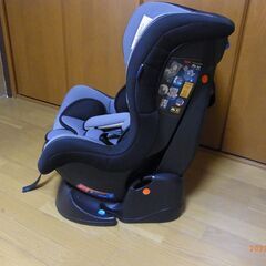 売り切れました‼️ 5000円→1500円 NemPit ネムピットF チャイルドシート　0歳～4歳の画像