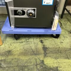 小型　耐火金庫　ダイヤル・キー式　未使用品！！