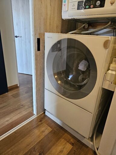 パナソニック　ななめドラム洗濯機　NA-VG1100L