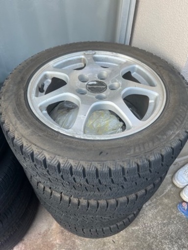 205\55r16アルミホイールスタッドレスセット