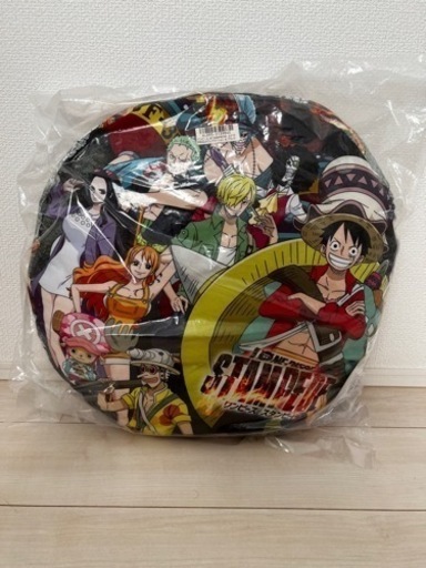 ワンピース　スタンビート　丸クッション