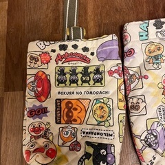 あげます　あんぱんまん柄　バック、上靴入れの画像