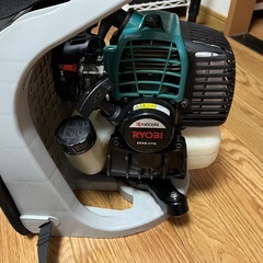 背負式エンジン刈払機、京セラ（リョウビ）2サイクルエンジン