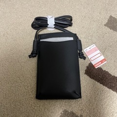 受け渡し予定者決定　募集停止　スマホショルダー？　ブラック