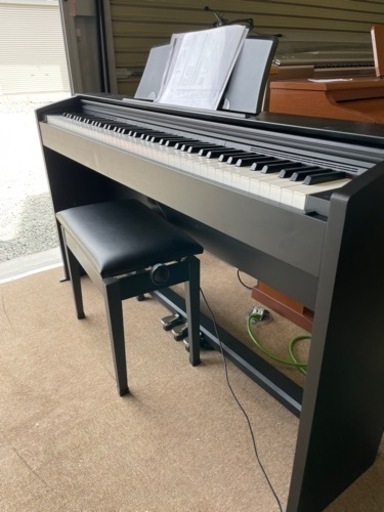 中古美品2020年製CASIO(カシオ) 88鍵盤 電子ピアノ Privia PX-770BK ブラックウッド調