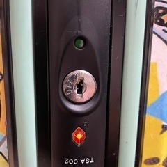 リラックマラッピングキャリーケース☆大きめサイズ！鍵はTSAロック🔐です！の画像