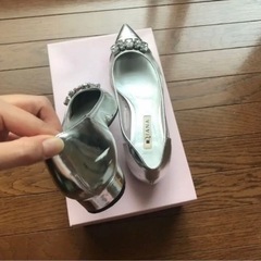 ♦DIANA♦ ダイアナ パンプス シルバー クリアの画像