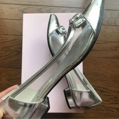 ♦DIANA♦ ダイアナ パンプス シルバー クリアの画像