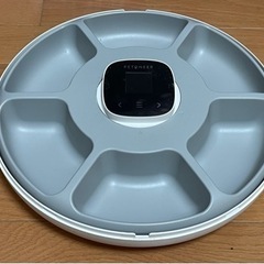 （青葉様用）猫さん用ペット自動給餌器 Petoneer NutriSpin 6 Meal Pet Feederの画像