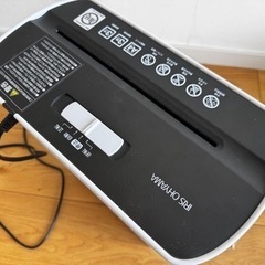 アイリスオーヤマ シュレッダー 美品の画像