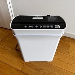 アイリスオーヤマ シュレッダー 美品の画像