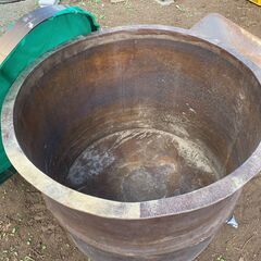 雨水貯水槽　水槽、金魚飼育　畑の貯水槽　グラスファイバー製、軽くて丈夫　引き取り限定の画像