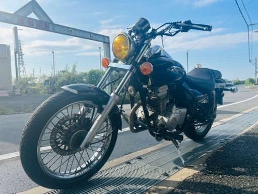 カワサキ　エリミネーター125 BN125 アメリカン　単気筒