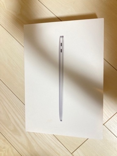 MacBook Air 13インチ　メモリ8 容量256ギガ