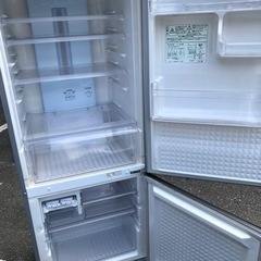 福岡市内配送設置無料　パナソニック Panasonic NR-B265B-S [ノンフロン冷蔵庫 (262L・右開き） 2ドア シルバー]