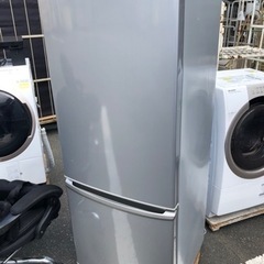 福岡市内配送設置無料　パナソニック Panasonic NR-B265B-S [ノンフロン冷蔵庫 (262L・右開き） 2ドア シルバー]