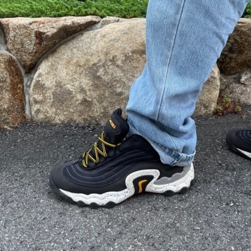 ナイキ　スニーカー　エアスカーン　28センチ