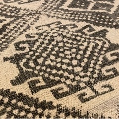 ウールフリンジカーペットの画像
