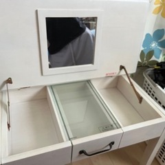 ドレッサーテーブル ☆10月22日（日）までの画像