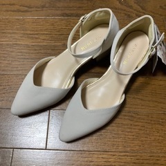 【未使用】ストラップパンプス
