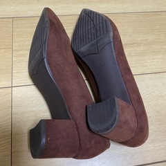 ユニクロパンプス　サイズ24.5 ヒール5cmの画像