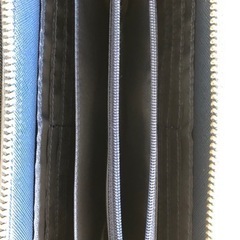 手提げ付き長財布の画像