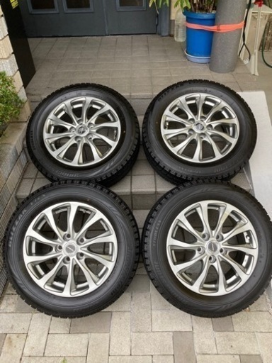 16インチ6.5J、ブリザックVRX205/60R16