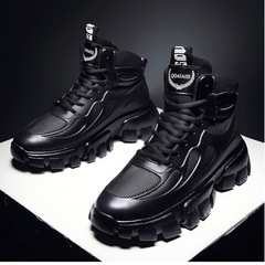 【新品】軽量 日常の通勤 街をぶらつく レジャー 、靴が柔らかくて快適です滑り止めの効果がいいです、ブラック紳士靴の画像