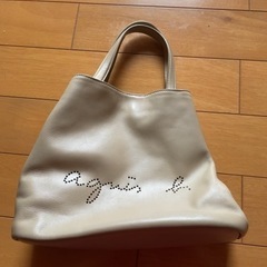 （商談決定）アニエスベー voyage ショルダーバッグ（牛革）