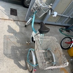 電動アシスト三輪自転車