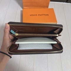 未使用ルイヴィトン長財布の画像