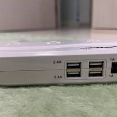 海外旅行用変圧器 ACコンセント・USB搭載の画像