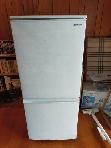 SHARP　2019年製　冷蔵庫