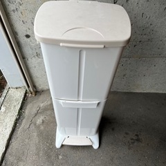 ゴミ箱500円