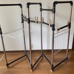 室内物干し　折りたたみ式　変幻自在で多機能つきです♪
