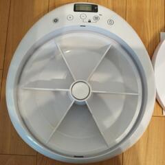 自動ペット餌やり機の画像