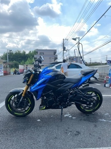 スズキ　GSX-S750