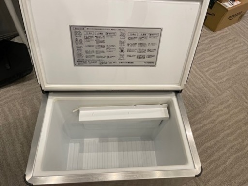 ドメティック　クーラーボックス　キャンプ　冷蔵庫