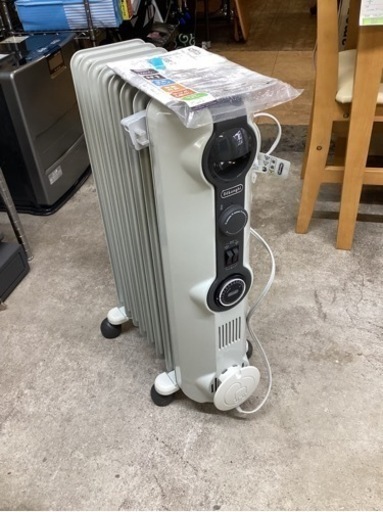 万代店　デロンギオイルヒーター