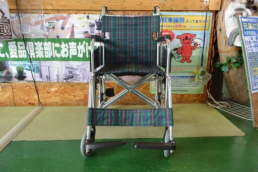 商談中【愛品倶楽部柏店】ミキ MCPN-46JD 介助用車いす。 