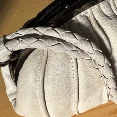 がま口のミニハンドバッグ/白の画像