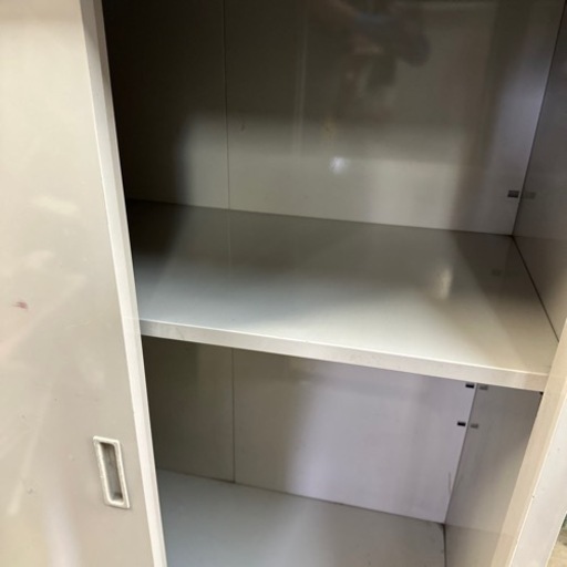 スチール製 物置 屋外用 鍵なし 88×105×47cm