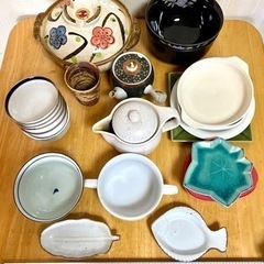 お皿などのセットを無料で差し上げます