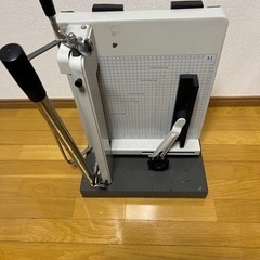 自炊用　裁断機の画像