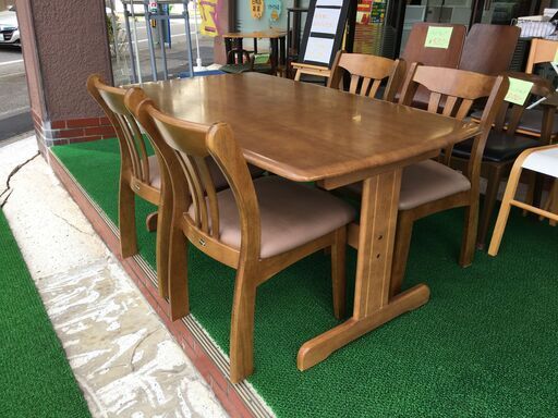4人用ダイニングセット テーブル×1 チェア×4 幅135cm奥行80cm高さ68cm 良品 説明欄必読