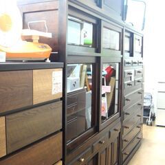 北海道民芸家具 水屋箪笥 タンス 食器棚 天袋付き　１４３