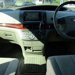 エスティマが好きなんですよ。イチオシです。なんでかって聞かれても理由はありません。の画像