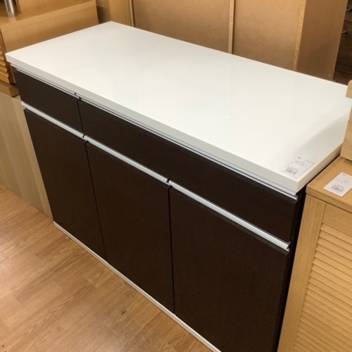 3枚扉 引き出し×3 オシャレなバーカウンターお売りします！