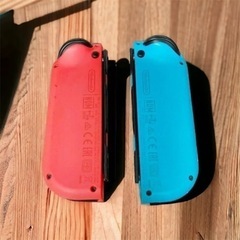 Switch Joy-Con LR セット　ネオンレッド ネオンブルーの画像